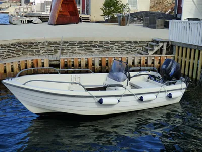 Extra boat: